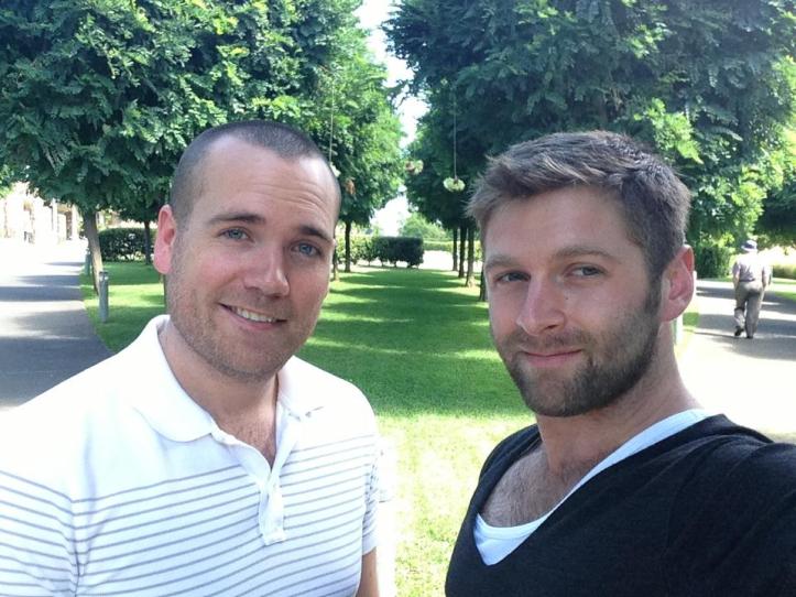 205667_2813854642143_1456847610_n